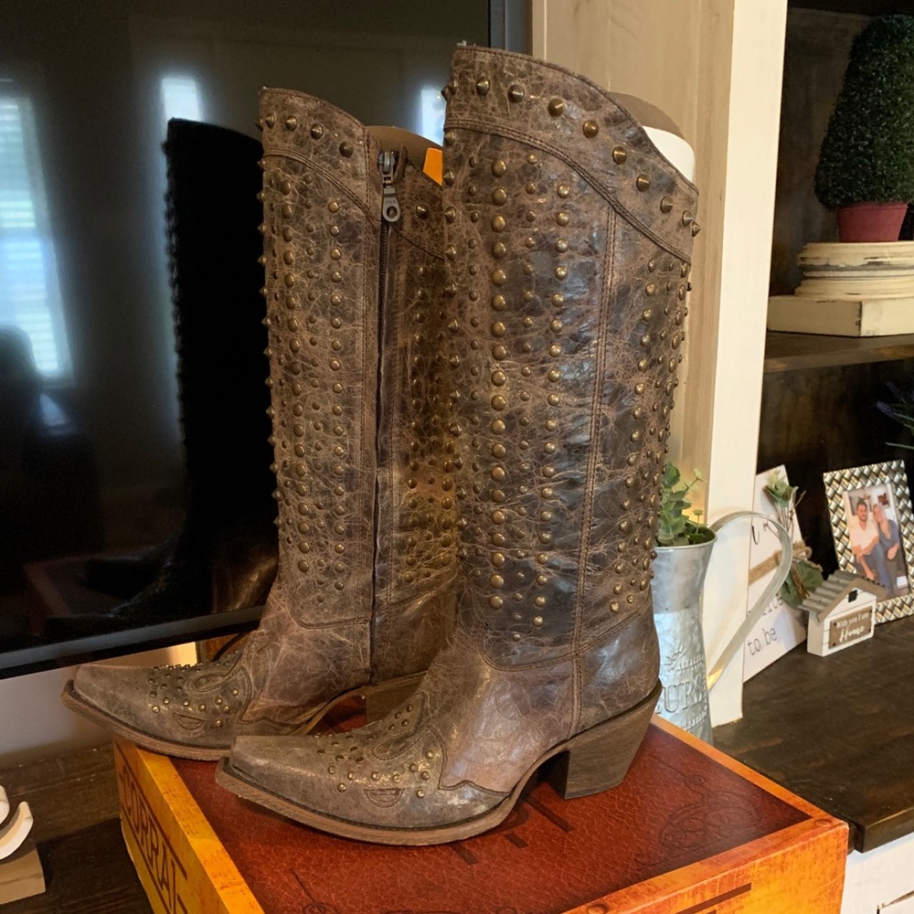 Corral Vintage Chocolate Full Studded Boots